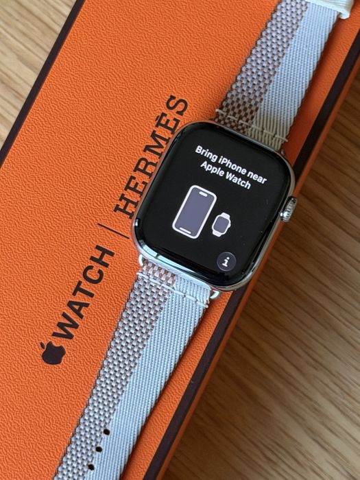 Apple Watch Series 11 Hermés Edition de 42mm GPS + Cellular