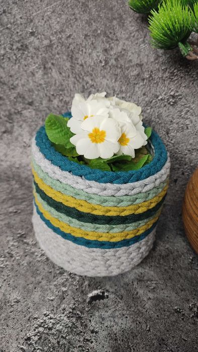 Osłonka / koszyczek ze sznurka handmade