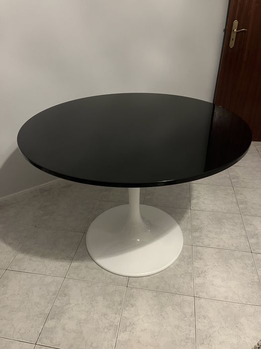 IKEA Round Dining Table64737776855298120
