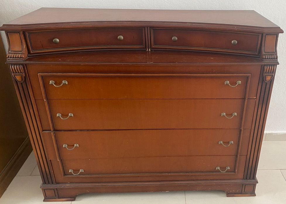 Meia cómoda de cerejeira