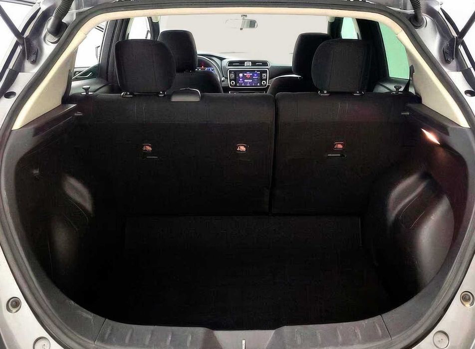 Nissan LEAF S Plus      2019