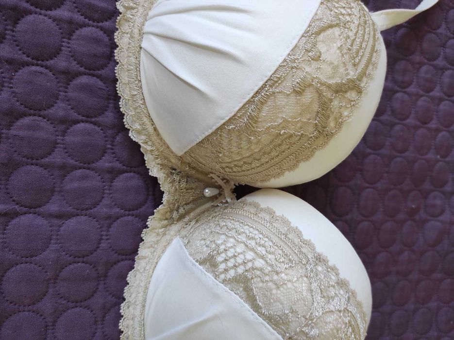 Stanik biustonosz 70 E Kinga nowy