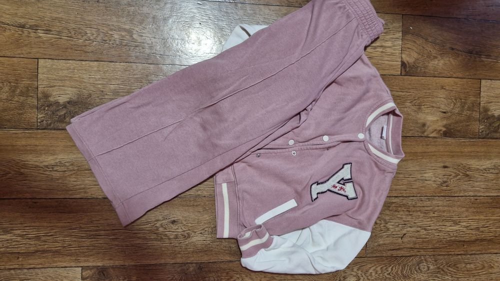 Костюм для девочки, ZARA, рр 122