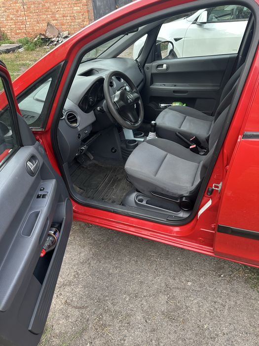 Mitsubishi colt 1.3 автомат