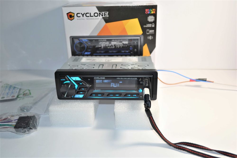 Автомагнитола CYCLONE MP-1093 BA магнітола магнітофон 1 din однодінова