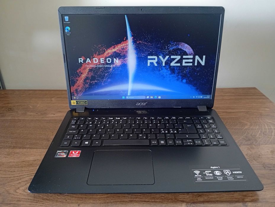 Acer A315 RYZEN 5 3500U + 12GB RAM + SSD