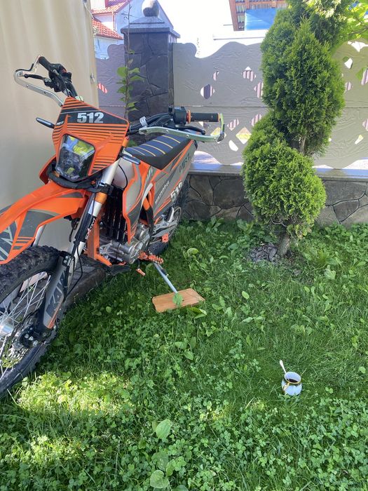 Продам мотоцикл кауо 512