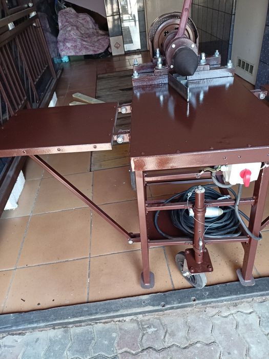 Łupak świdrowy do drewna