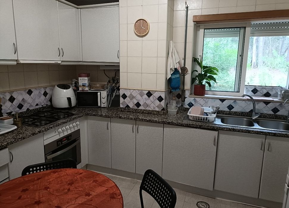 Apartamento T1 R/Chão