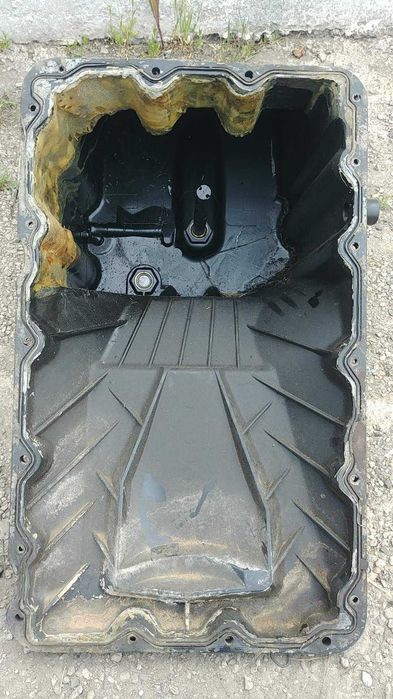 Продам поддон на Mercedes Vario 614 4.3 tdi