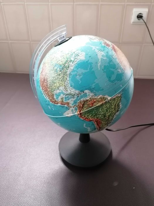 Globo, mapa com cores