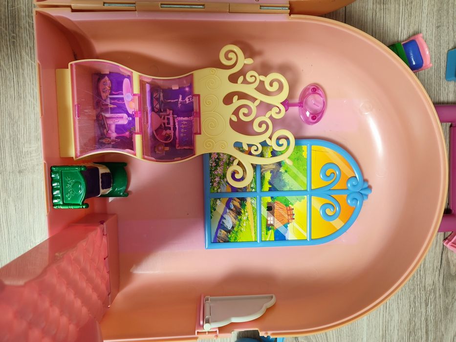 Чемодан домик для Барби