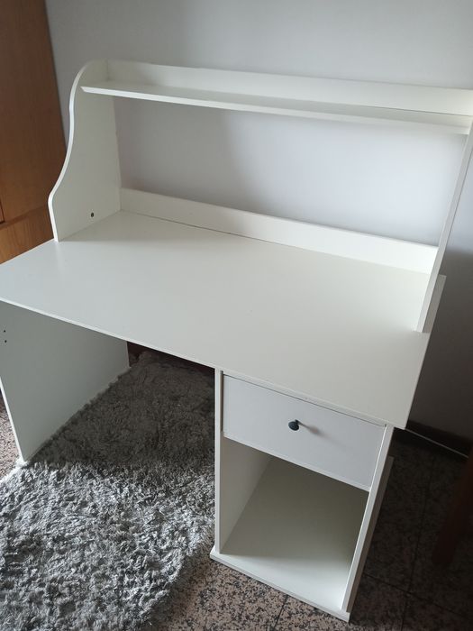 Secretaria IKEA Banca