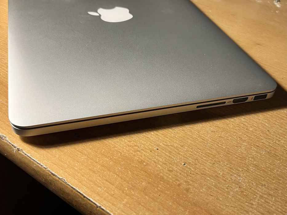 Macbook pro 2015 13”