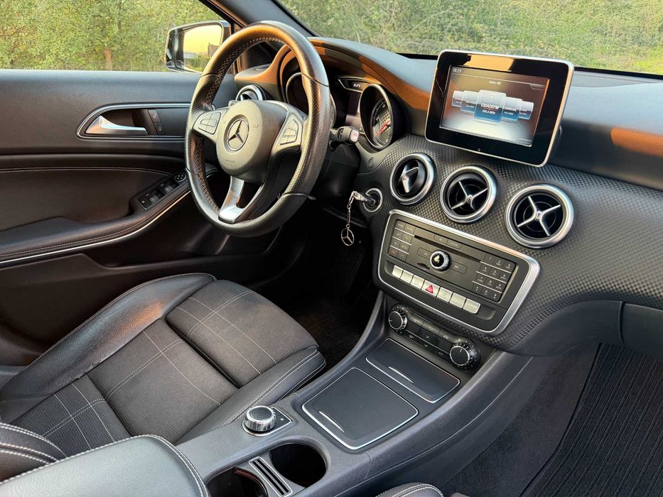 Mercedes-Benz A 160d Style Auto
