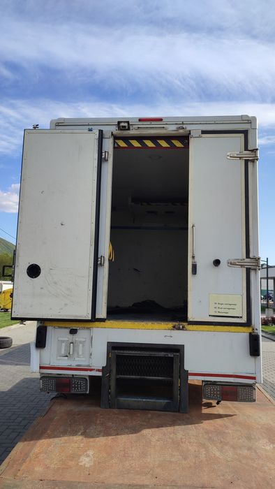 Будка холодильник комплект знята з Sprinter w907