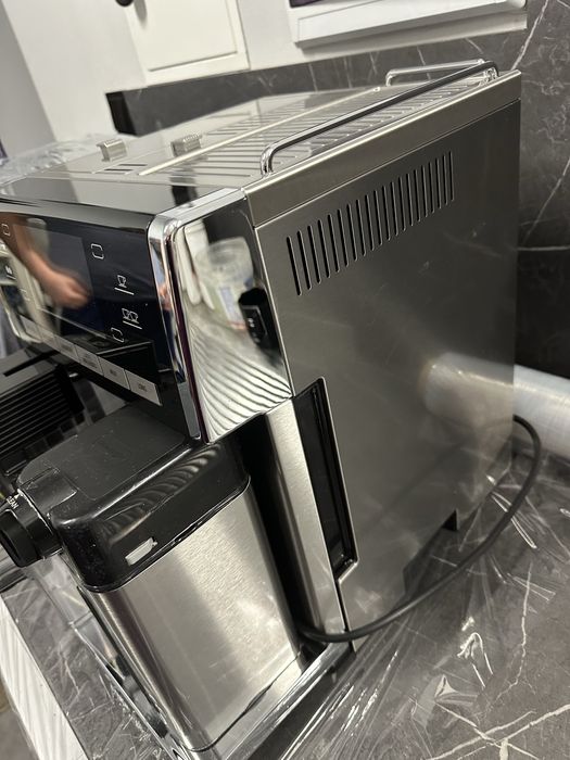 Кавоварка Delonghi Primadonna  Exclusive