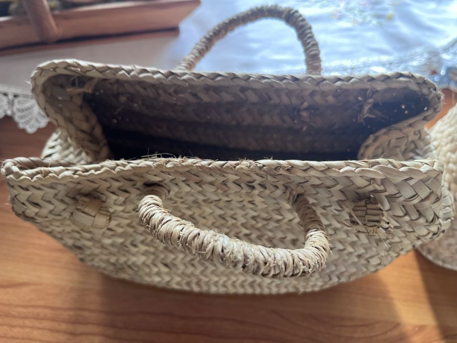 Cestos artesanais de palma