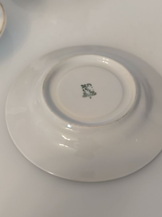 Filiżanki spodki Włocławek PRL porcelana