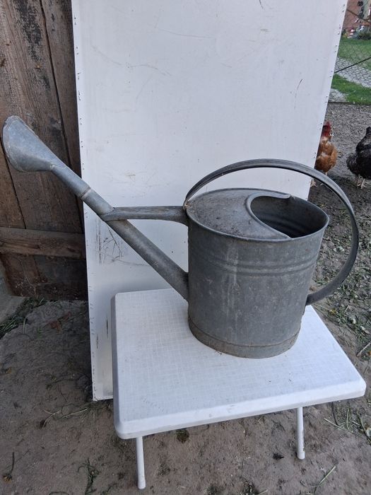 Konewka metalowa vintage duża
