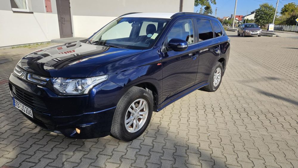 Mitsubishi Outlander super stan zarejestrowany w polsce