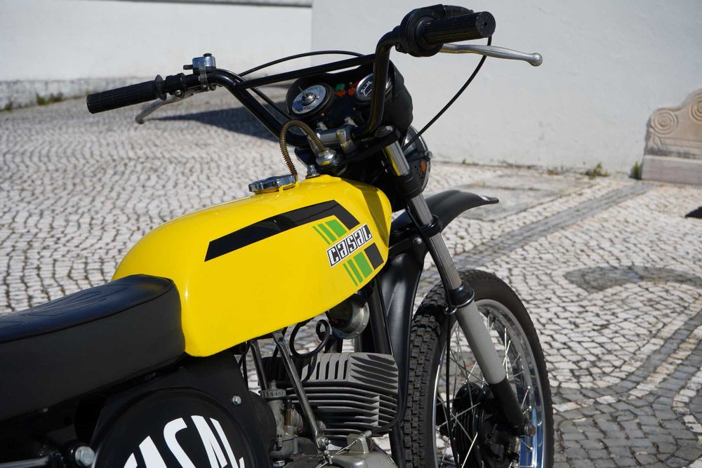 Motorizada Casal Trial K185