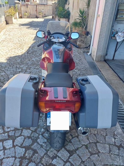 YAMAHA GTS 1000 bem estimada.