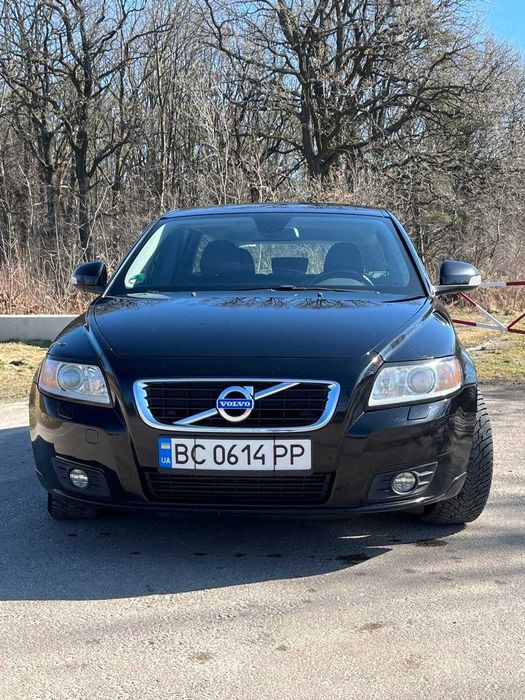Продам Volvo V50 2012 року, 1.6 дизель