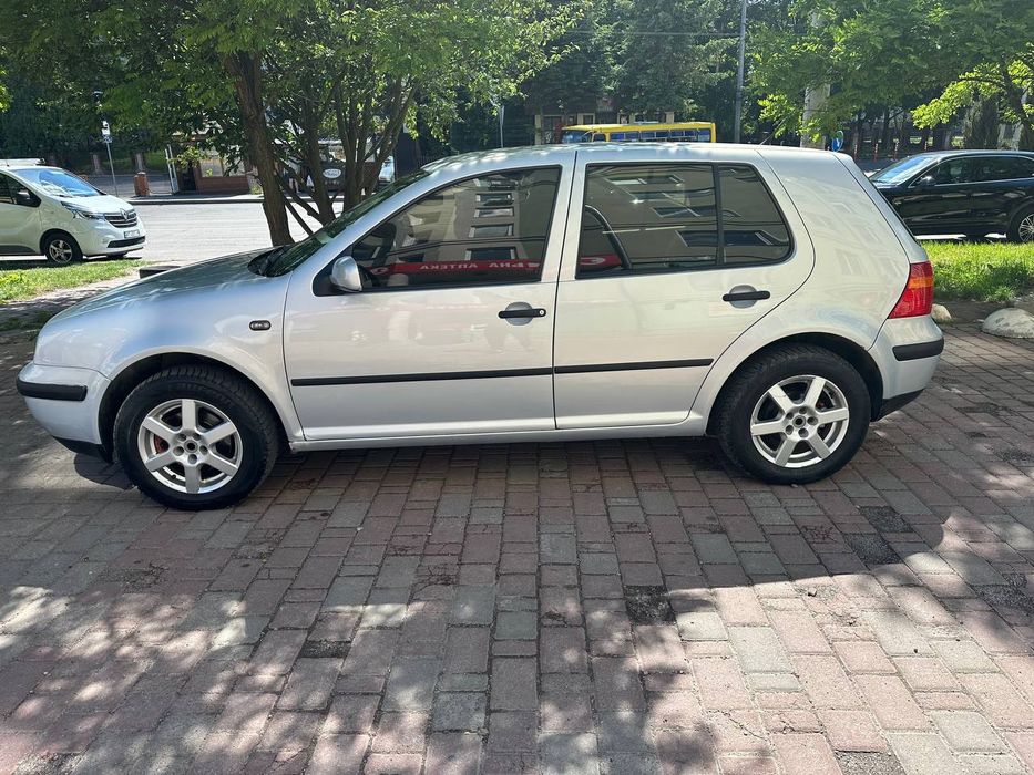 Golf 4 1.9 tdi 66 kw 1998 рік