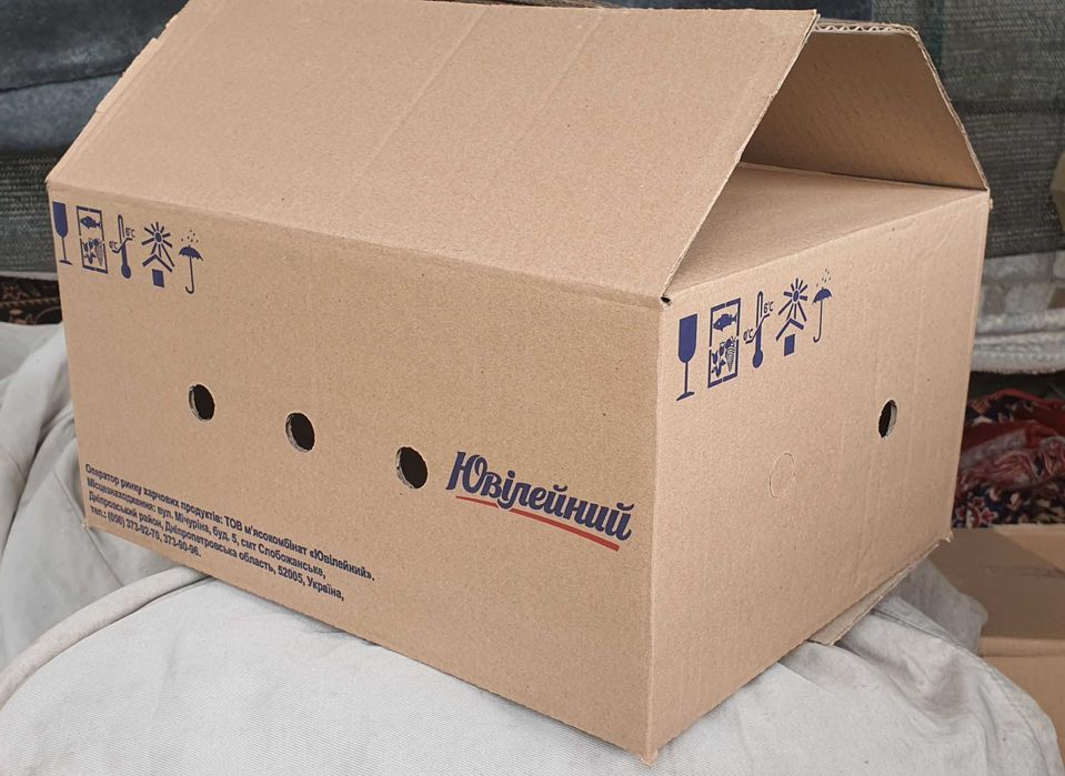 ящики Ювілейні на 3,3кг, 50шт*7грн (14×24×38см), б/у, чисті, картон