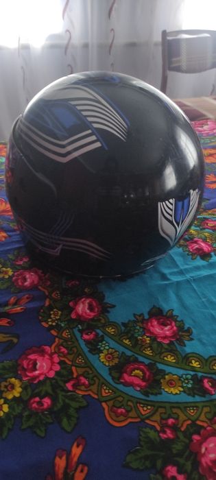 Мотошлем б/у продается по ненадобности