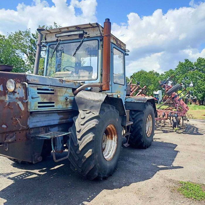 Трактор ХТЗ 17021 с культиватором 8 м+снегоочистительная лопата +КПЕ