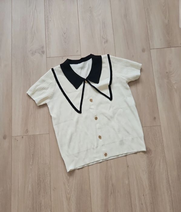 Sweterek z krótkim rękawem