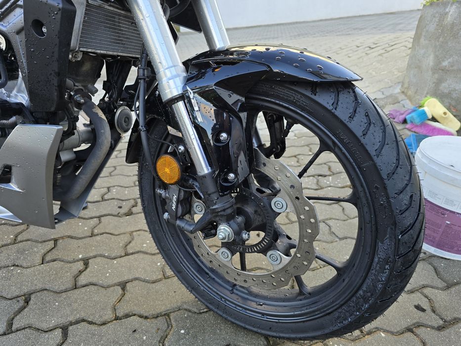 Honda CB125R  impecável