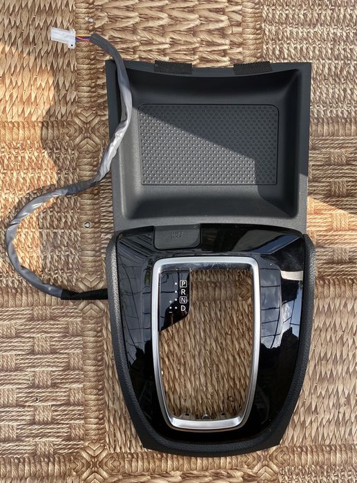 Центральная консоль Nissan Rogue!