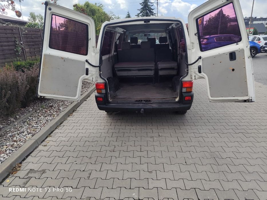 Volkswagen Transporter T4 2,5 TDI long 9 osobowy 1997 rok
