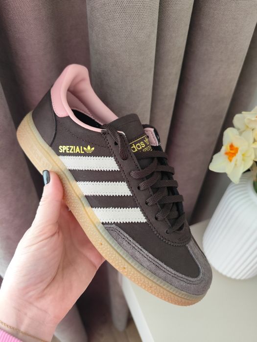 Замшеві кросівки Adidas spezial us6