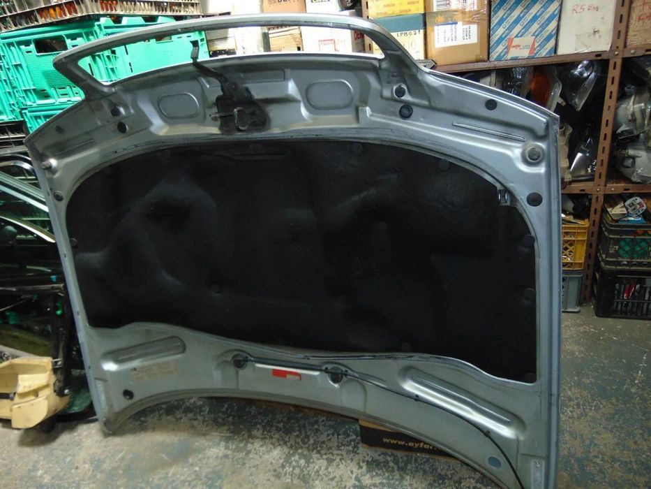 Audi A4 capot " nova de stock antigo
