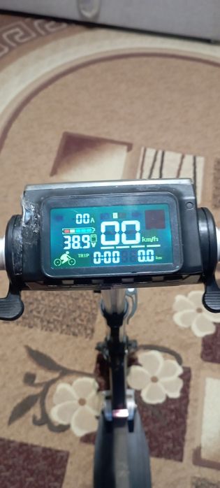 Продам електросамокат KUGOO S3