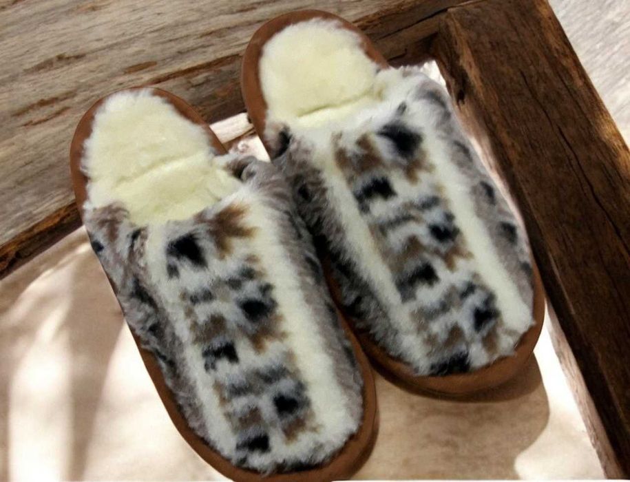 Тапочки з овчини 36-46 / Гурт і розд домашнє взуття тапки,  всувки