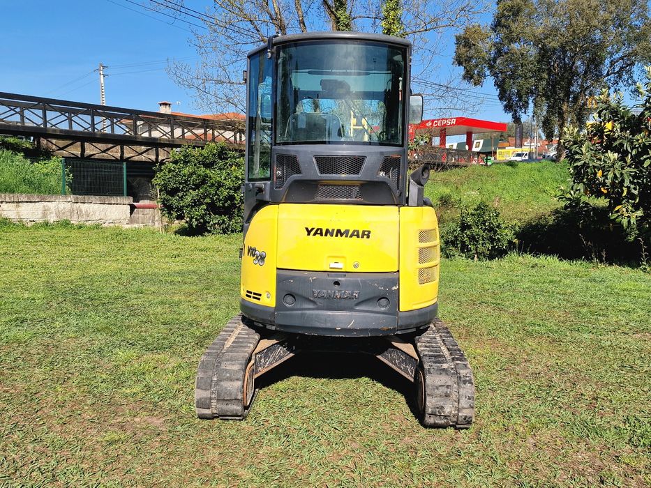 Mini escavadora yanmar vio 38