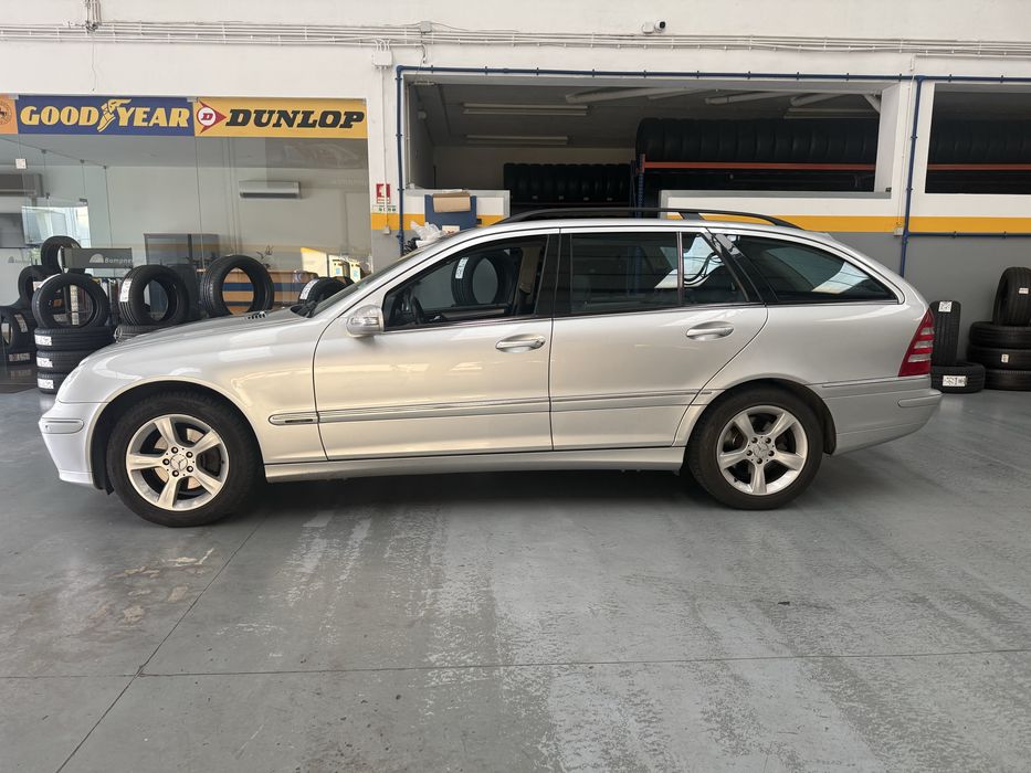 Mercedes Benz C220 Carrinha - Cx. Automatica Diesel - Teto Abrir