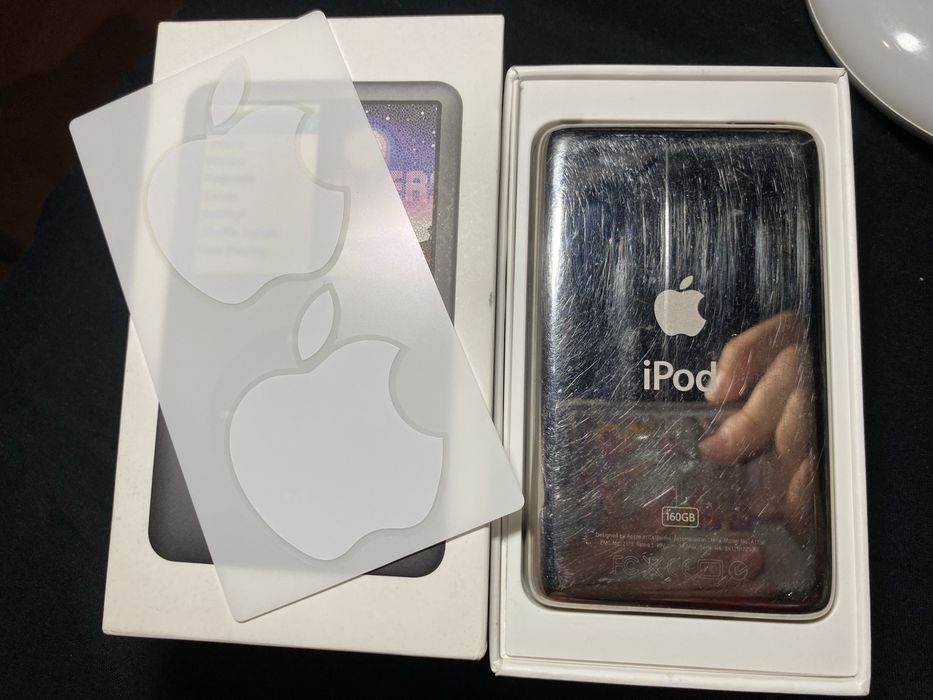 iPod Classic 160GB (7-го покоління) з коробкою