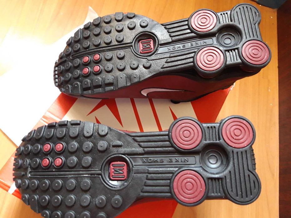 Tenis Nike Shox R4 Bordeaux/Pretos 41 ( VINTAGE/UNICOS) Novos