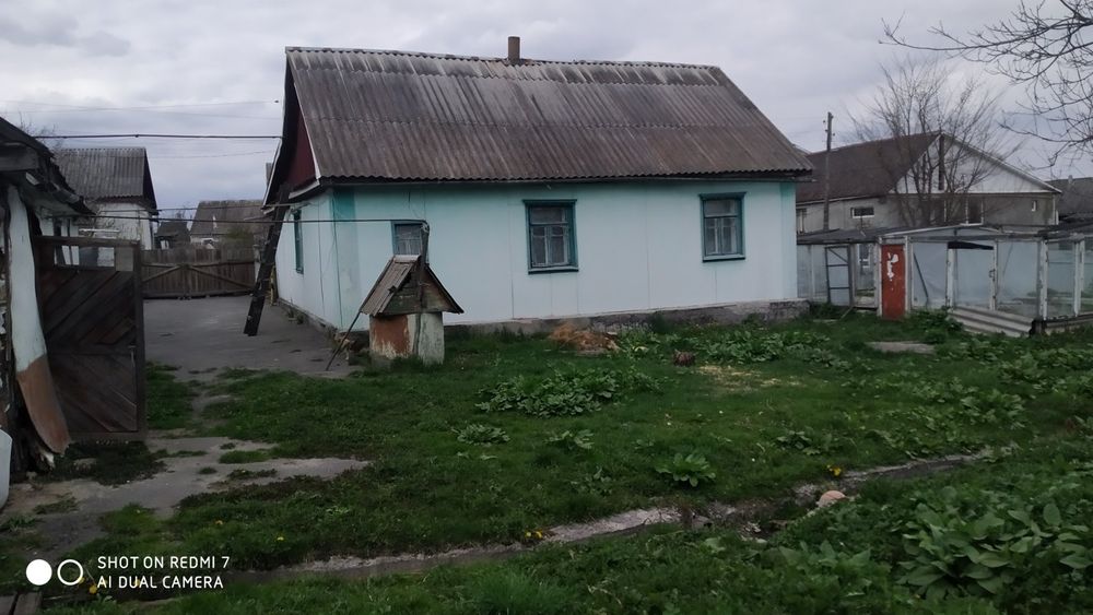 Продається приватний будинок у місті Полонне, пров. Терновий, 4
