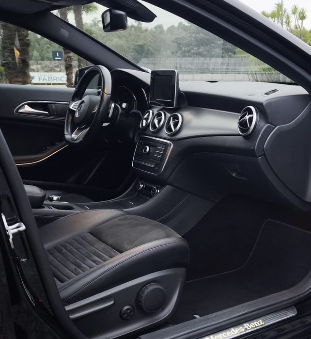 Mercedes GLA 180 Automatico Ano 2016 ( Versao AMG )