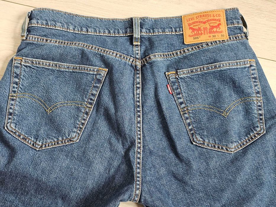 Levi's - Jeansy Straight Leg spodnie w32 l32 niebieskie levis