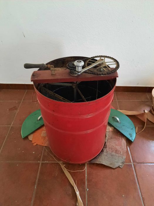 Centrifugador / Extrator de mel