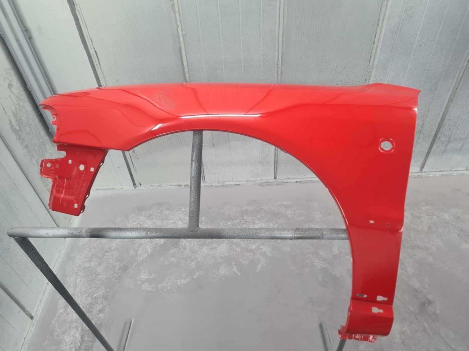 BŁOTNIK przód AUDI A4 B5 95-01 LEWY Kod: LY3H