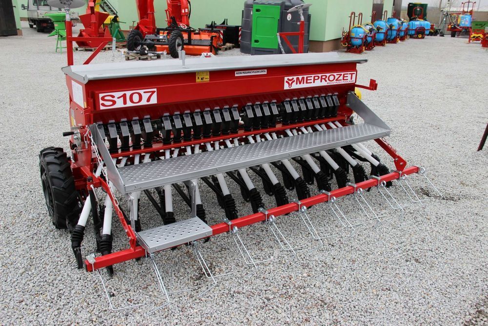 Siewnik zbożowy stopkowy redlice Meprozet 2,5 m 3,0 S 107 , 107/2